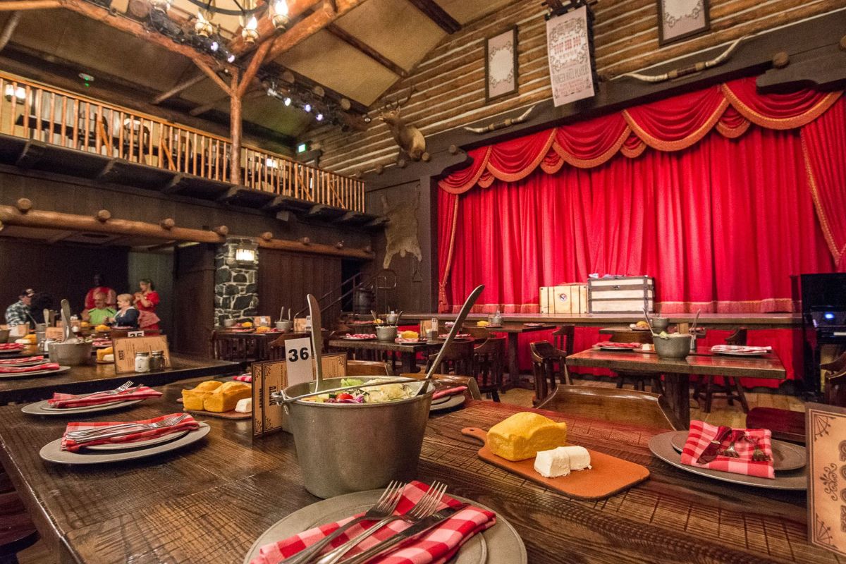 Hoop-Dee-Doo Musical Revue